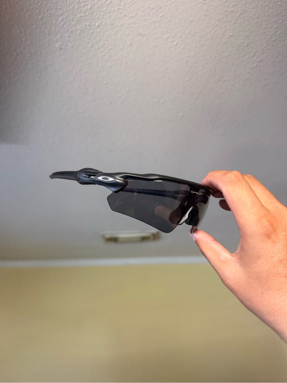 O Men's Black Path Performance Sunglasses